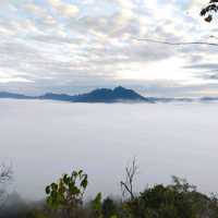 ผาแดง หนองเขียว ลาว
