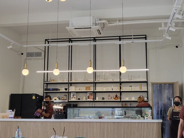  ณ-เชอ cafe' & bistro