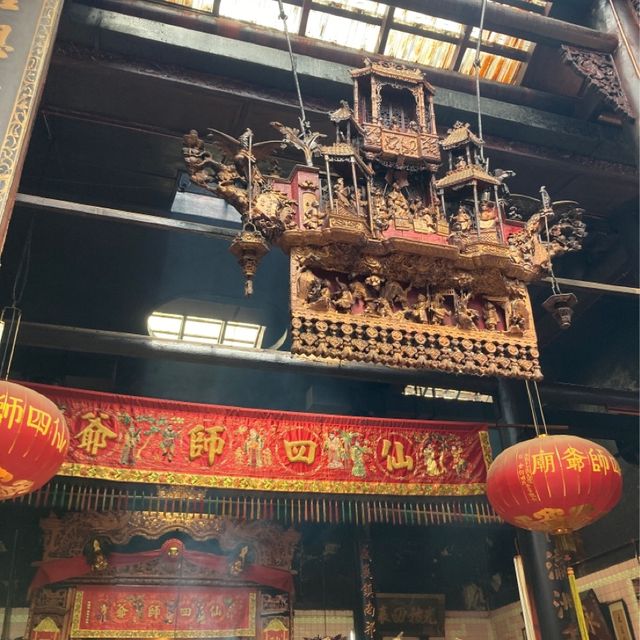 古くから地元に愛されてきた道教寺院