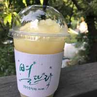 윤동주 문학관, 시인의 언덕