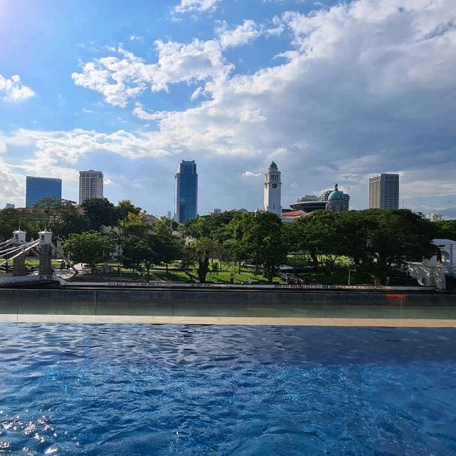 Heritage Hotel Pool with Singapore River view