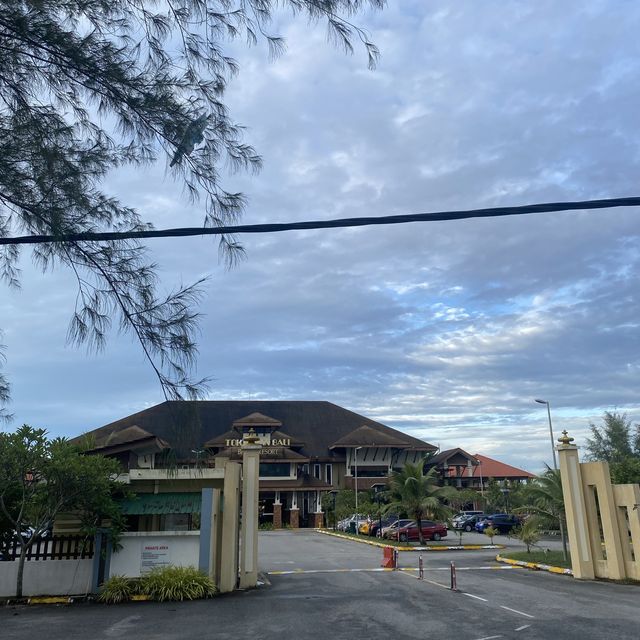 One night stay at Tok Aman Bali Beach Resort