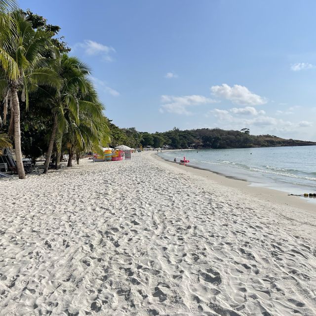 หาดทรายแก้ว เกาะเสม็ด