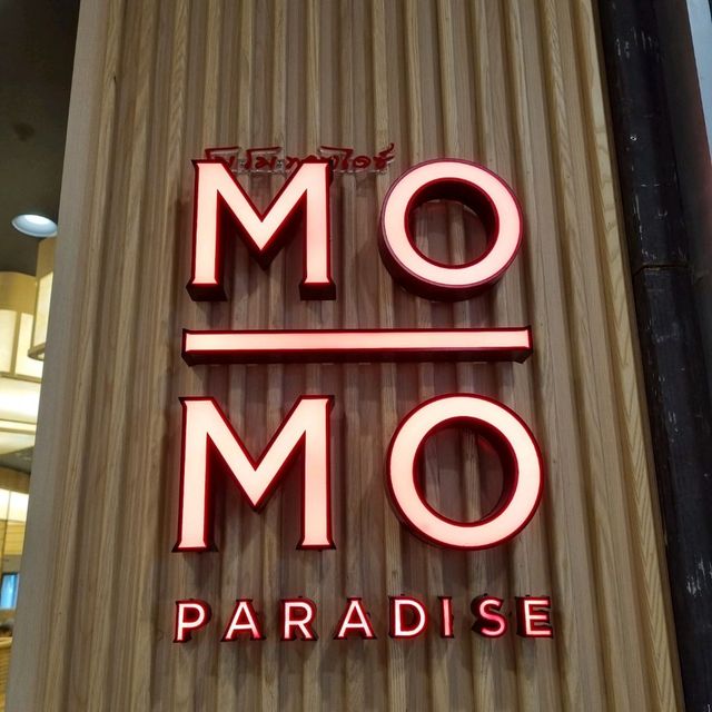 ครั้งแรกกับ MOMO ร้านแรกในชลบุรี