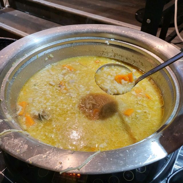 超新鮮！ 自選活海鮮蒸氣火鍋