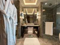 Stay next to Siam Paragon