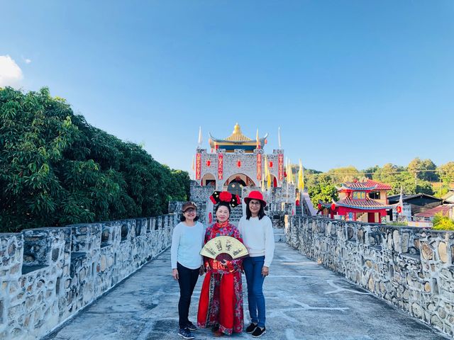 หมู่บ้านสันติชล ปาย