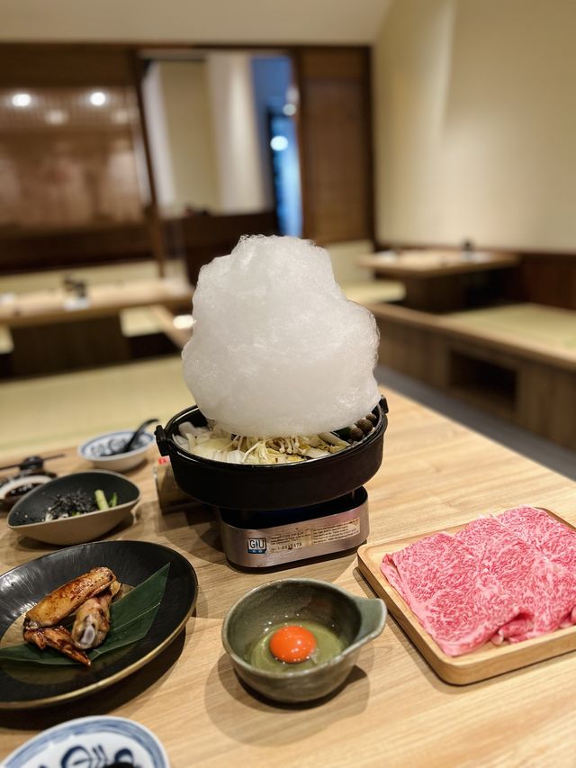 銅鑼灣打卡一流棉花糖和牛壽喜燒😋