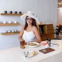 Sync Coffee คาเฟ่ดัง..ในซอยลับๆริมหาดกมลา