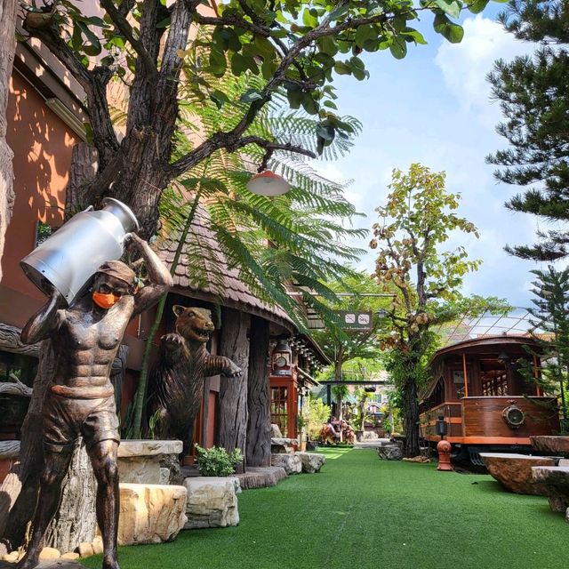 เล็กนมสด คาเฟ่ดังในเมืองอุบล