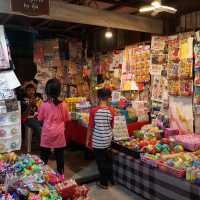 วัดพระยาสุเรนทร์ (หลวงปู่ทวดองค์ใหญ่-ตลาดน้ำ)