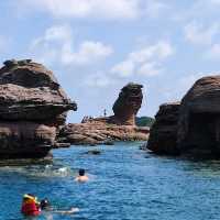 And Buom Island 