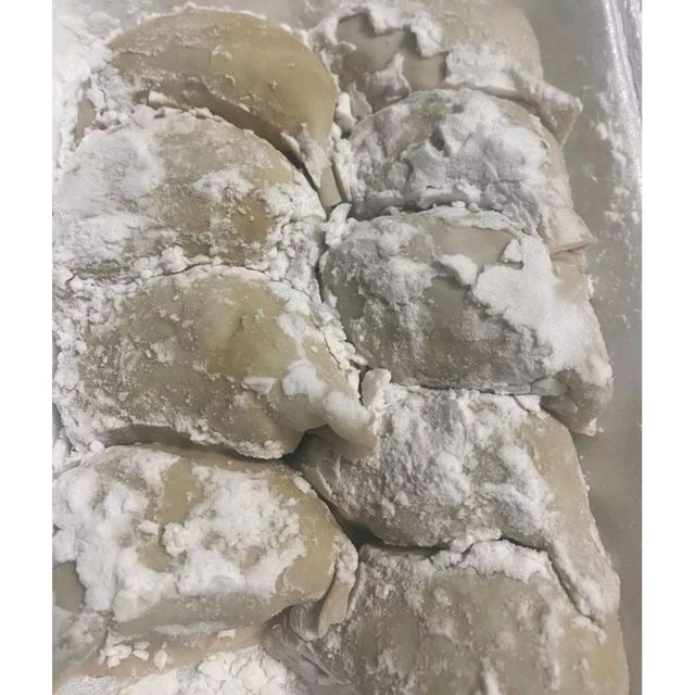 荃灣一間人氣爆登嘅餃子屋！