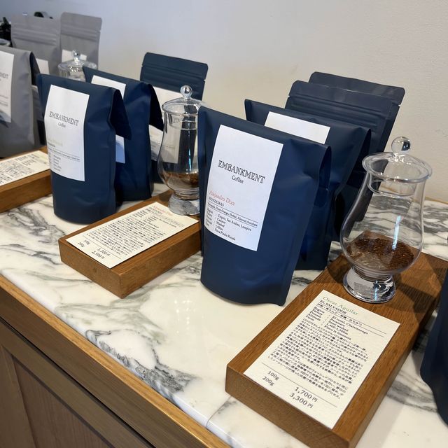 【大阪・北浜】レトロな浅煎りの豆のコーヒー専門店