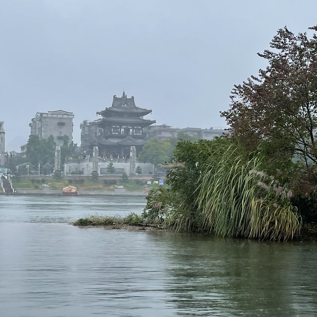 Li River Cruise in Guilin 