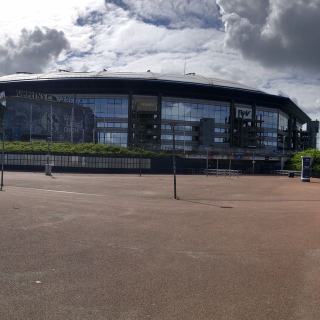 Veltins-Arena , SVĐ bóng đá trong nhà 