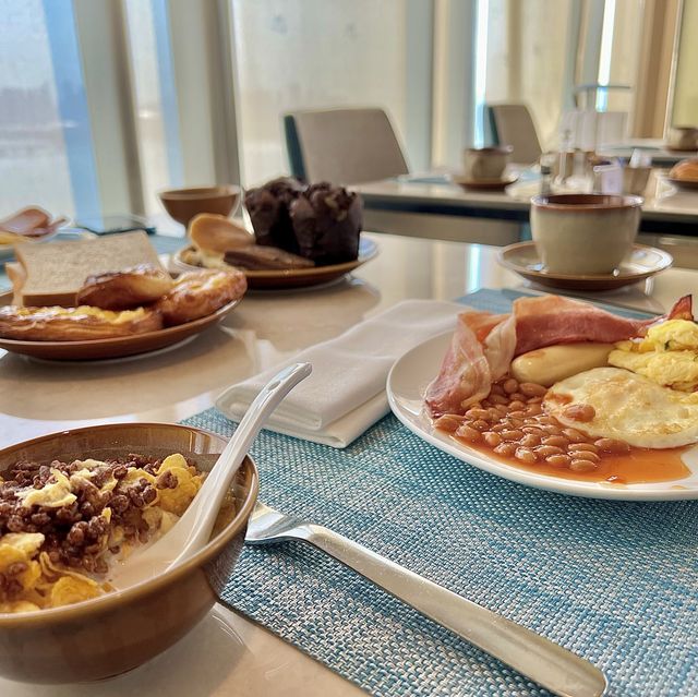 BREAKFAST @ Panorama Restaurant☕️🍰🥞🍳