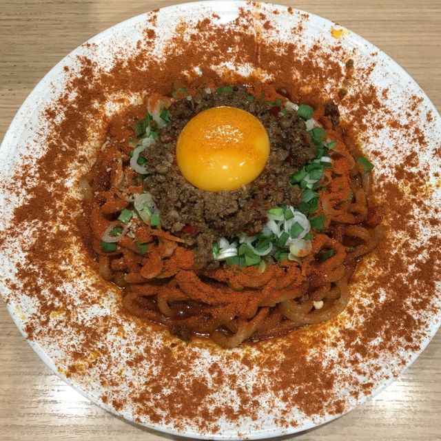 もちもち麺が特徴！やみつきになる台湾まぜそば【まぜはる】
