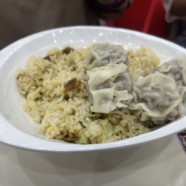 필리핀의 아성 졸리비를 쫓는 “초우킹”