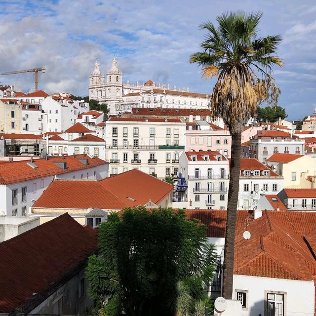 Spectacular View over Alfama