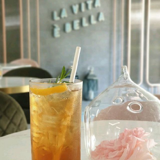 Olive tree café คาเฟ่ดี นิมมานฯซอย5