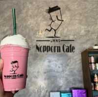 Nopporn Cafe 