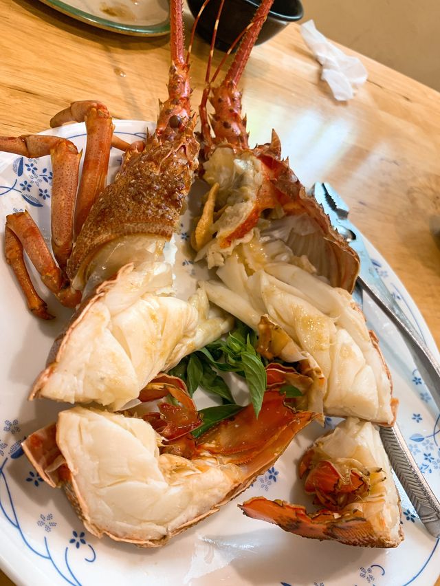 花蓮海鮮餐廳推薦｜海風味小吃，現捉龍蝦超新鮮