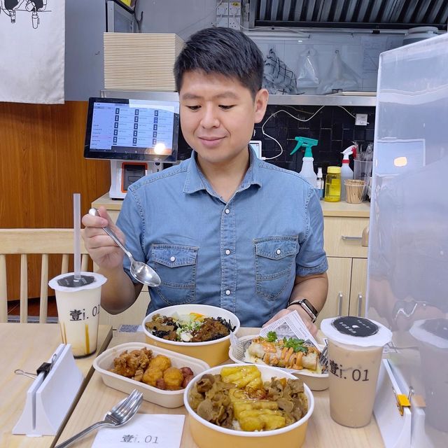觀塘人氣台灣滷肉飯蛋餅小店