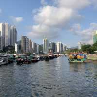 浪漫海邊散步