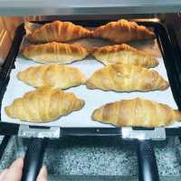 Au Croissant @ Waterway Point