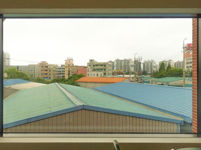 브라운스케이프: 화성 동탄 대형 카페, 아인슈페너와 구움과자 맛집