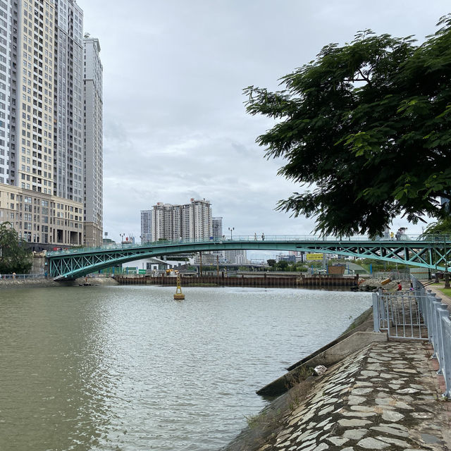 จุดถ่ายรูปสุดปัง ที่สะพาน Mong Bridge 