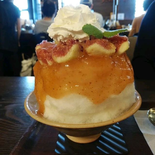 神戸で有名な珈琲屋さんのかき氷