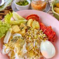 หัตถกรรมกระจูดวรรณี &​ โฮมสเตย์​