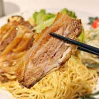 正正子😍崩沙牛腩🐂撈麵