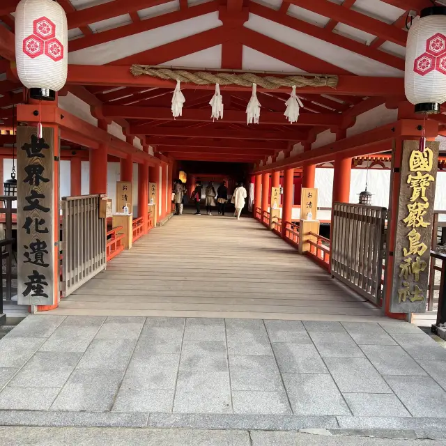 日本三景之一 嚴島神社