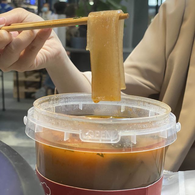 上環飯堂之足料車仔麵🍜+健康特飲🥤