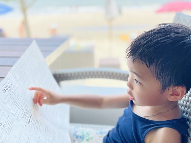 人少沙幼冲浪天堂，海邊餐廳拍照玩水一流