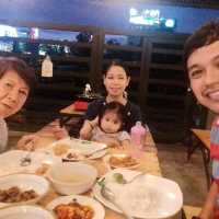 JUANS SEAFOOD HOUSE, Infront of Robinson MALL