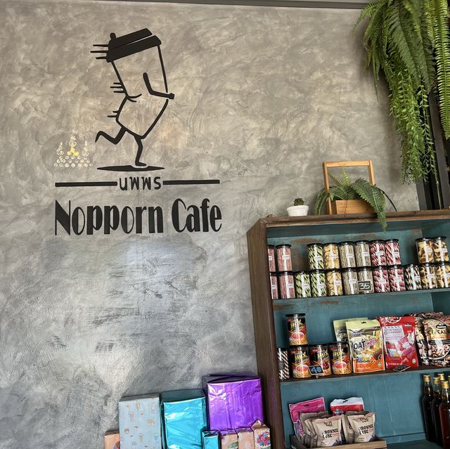 Nopporn Cafe 