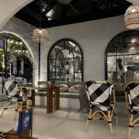 บันทึกเที่ยว @ The Lunar Beach House 