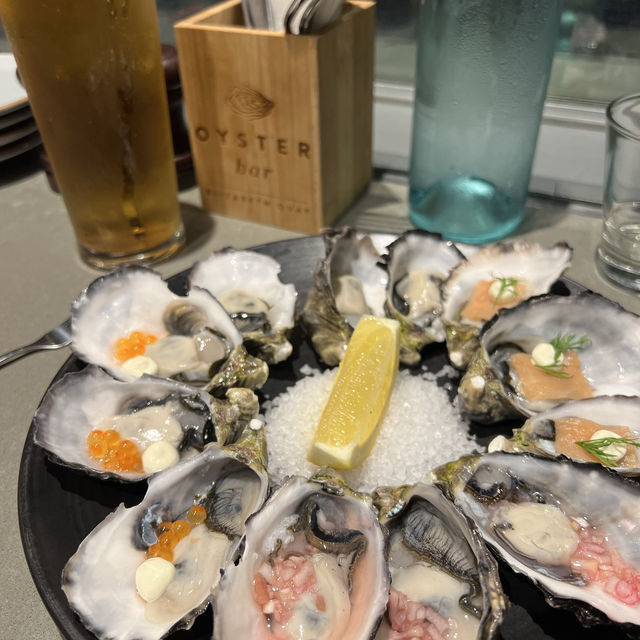 Where all my oyster lovers at? 🦪🙋🏻‍♀️
