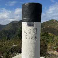 灣曲山、大金鐘