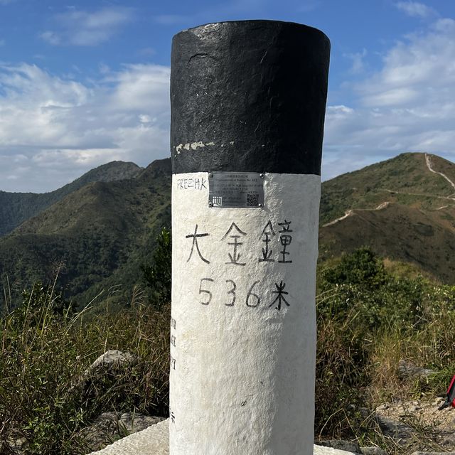 灣曲山、大金鐘 灣曲山、大金鐘