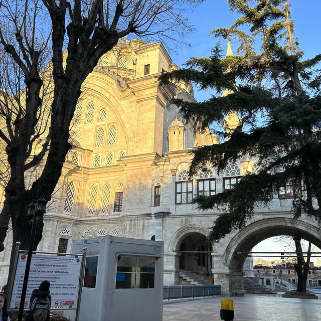 Nuruosmaniye Mosque 