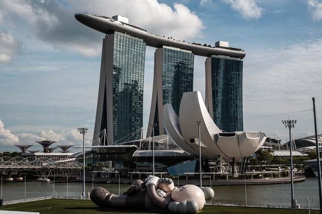 KAWS:HOLIDAY新加坡站