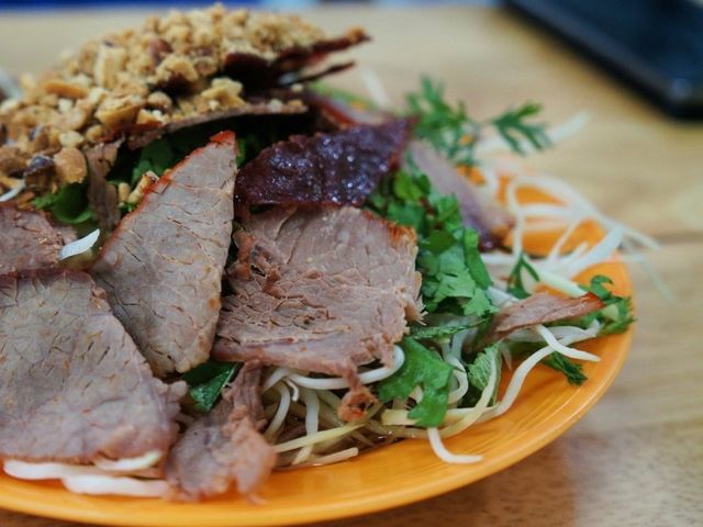 A Culinary Adventure Through Hanoi’s Old Quar