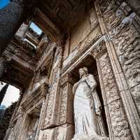 Ephesus In Izmir – One Of The Seven Wonders