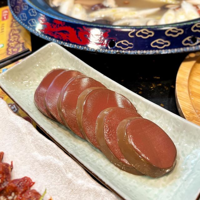【成都老碼頭火鍋 - 華麗宮庭風⛩正宗麻辣火鍋】