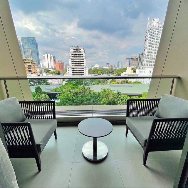 พักหรู ที่ Sindhorn Kempinski Bangkok